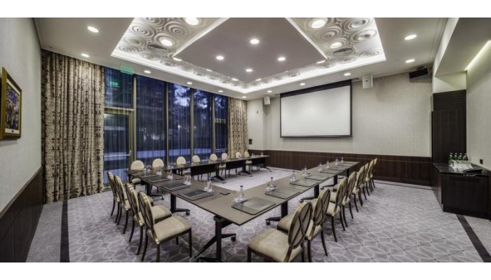 Hotel Hilton Podgorica Crna Gora poza 11